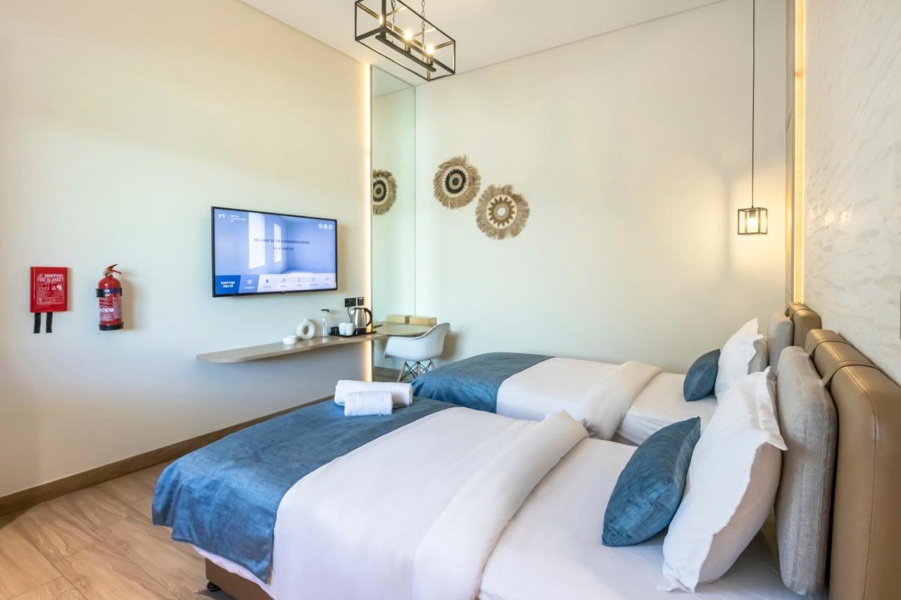The Sustainable Homes Operated By Fam Living Dubai Bagian luar foto