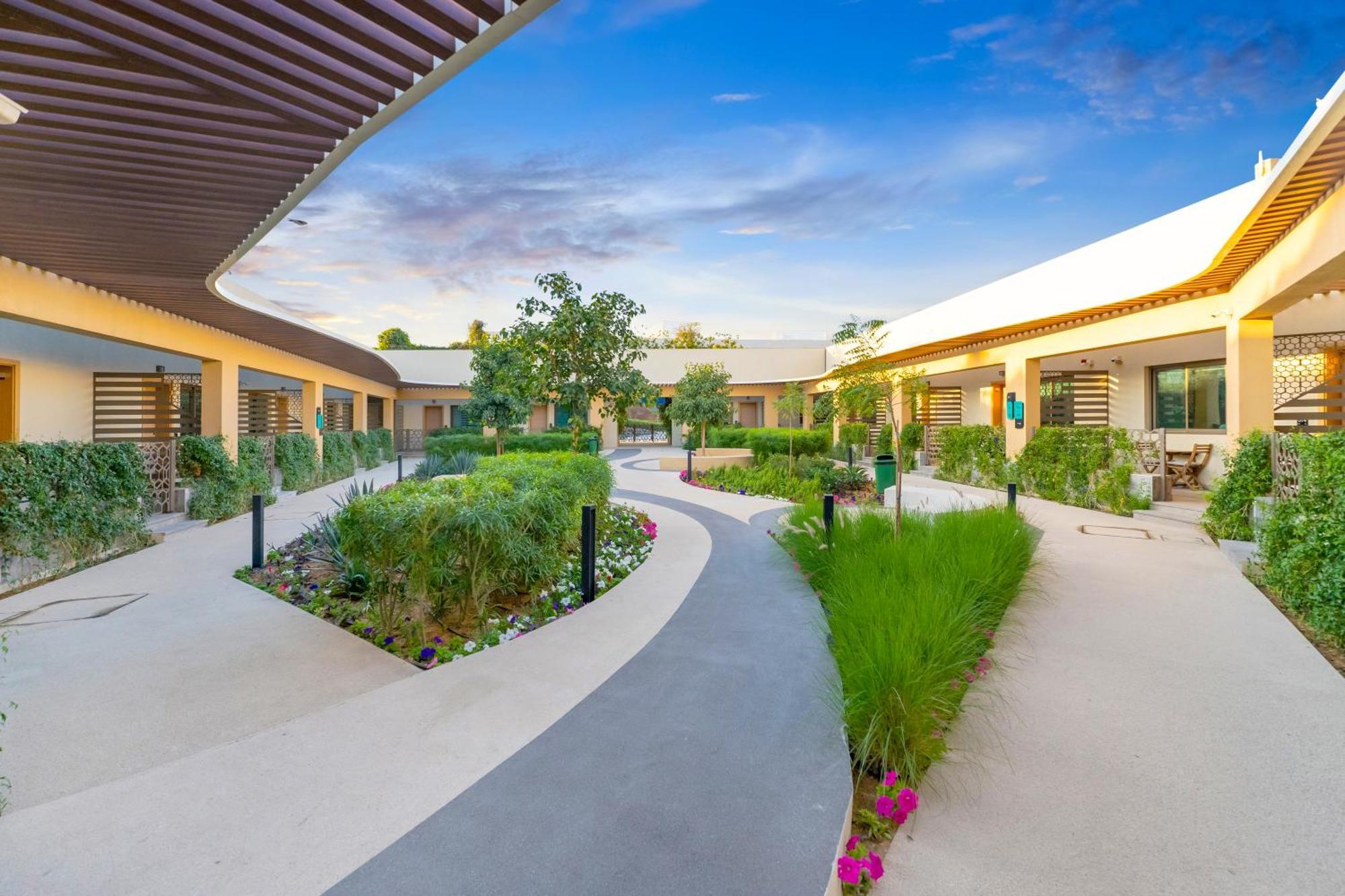 The Sustainable Homes Operated By Fam Living Dubai Bagian luar foto