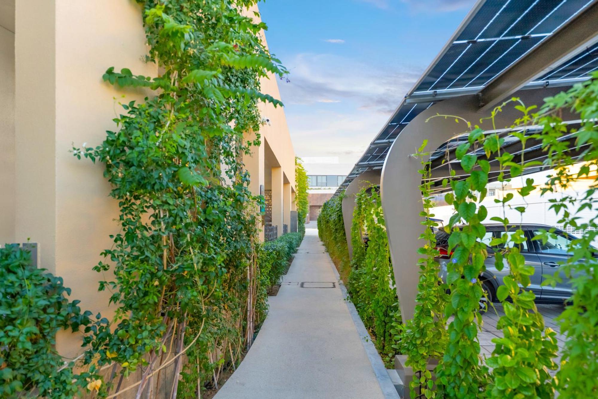 The Sustainable Homes Operated By Fam Living Dubai Bagian luar foto