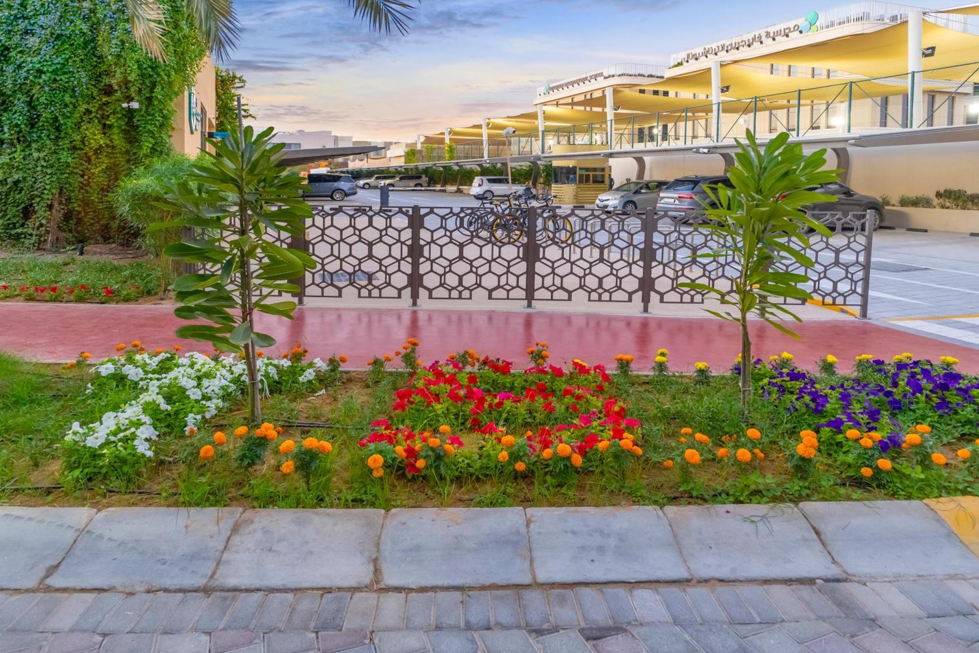 The Sustainable Homes Operated By Fam Living Dubai Bagian luar foto